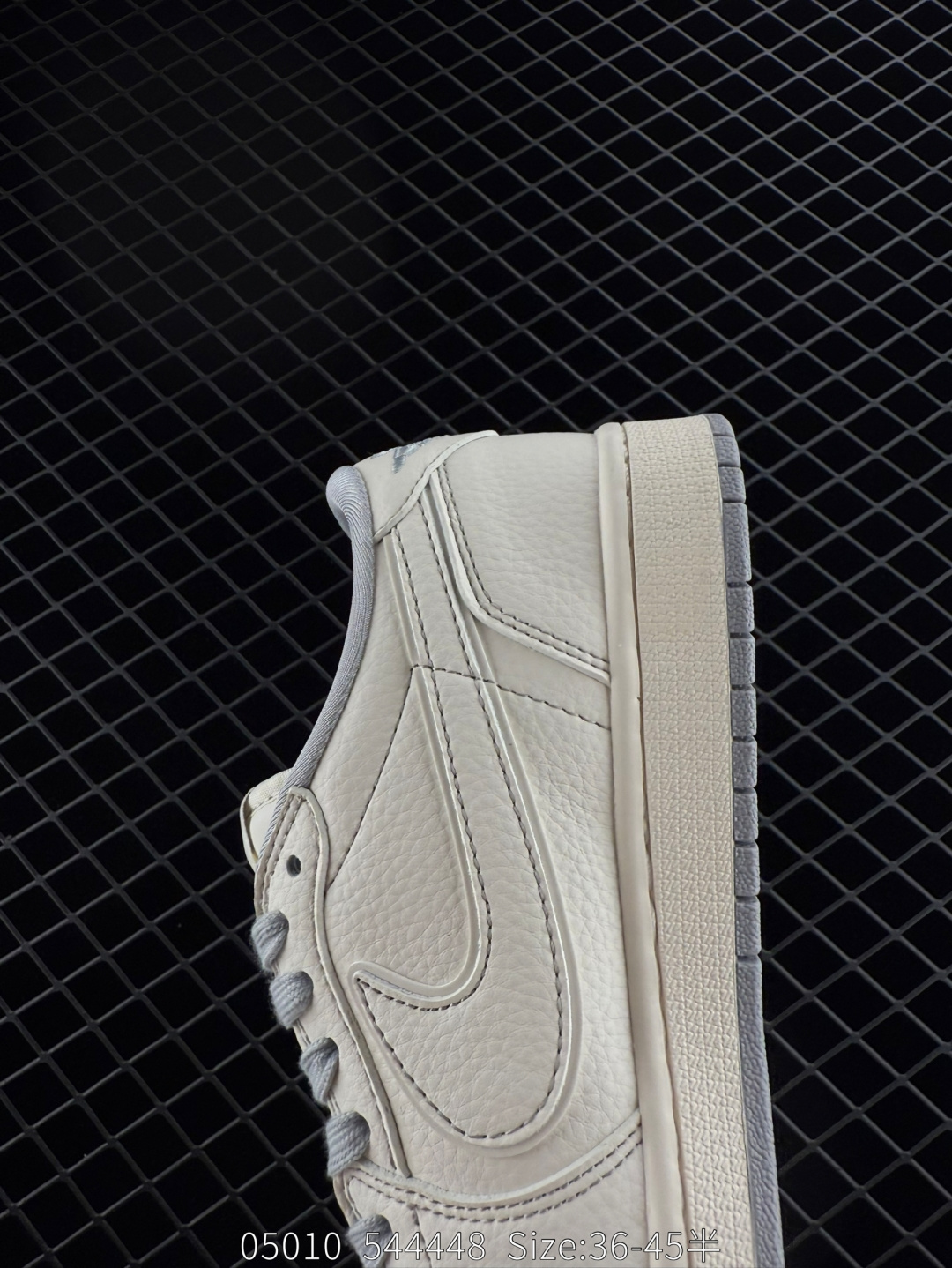 Nike AIR JORDAN 1 RETRO LOW